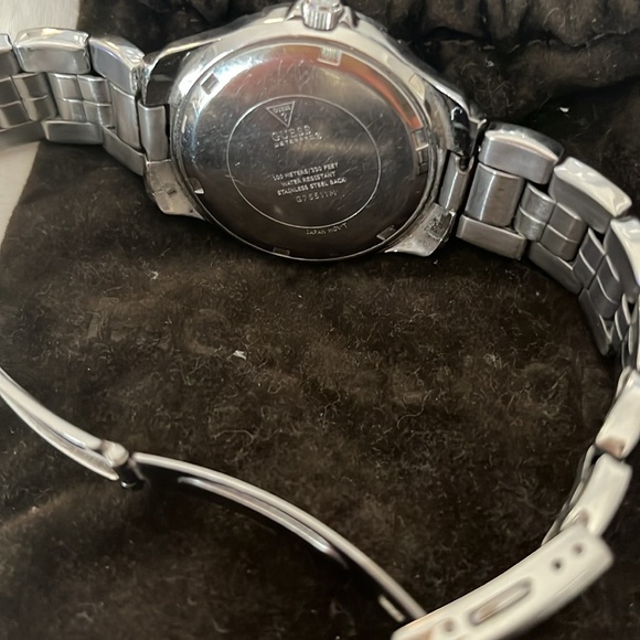 Guess stainless steel waterpro watch - Picture 5 of 5